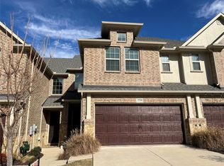 2729 Splendor Ln, Lake Dallas, TX 75068