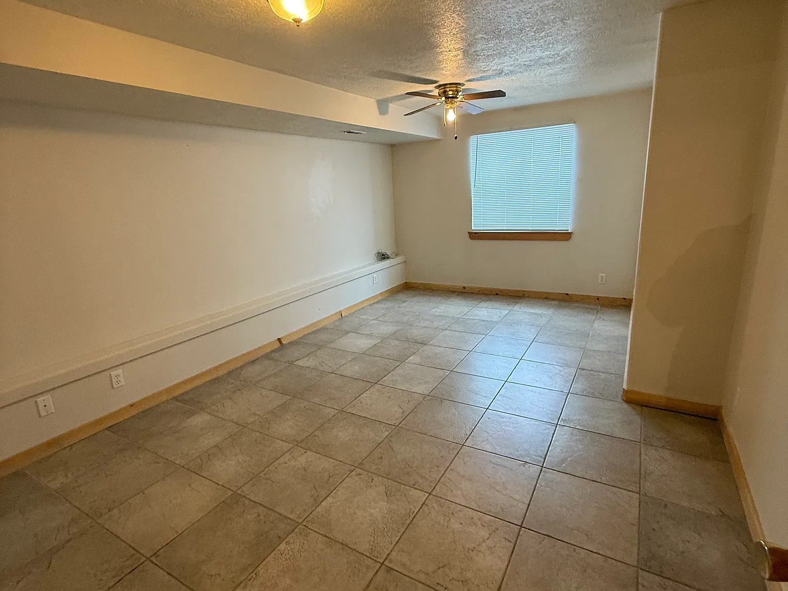 4 bed, 1160 sqft, $2,850 — Photo 4