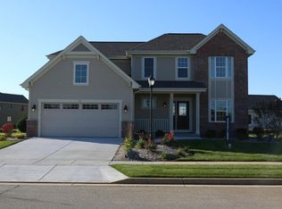 732 Still Pond Dr, Waterford, WI 53185