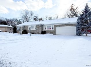 1210 Garden Rd, Utica, NY 13501