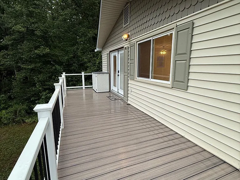 231 Lake Caroline Dr — Photo 3
