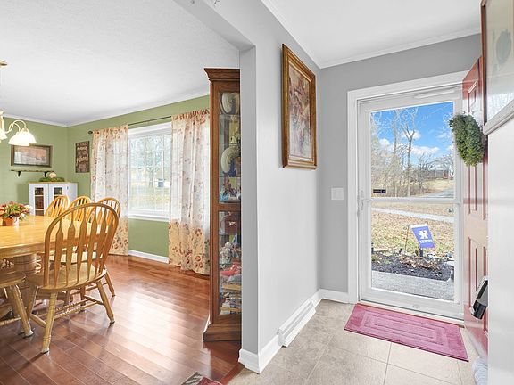5th image of 1813 N Jennings Dr