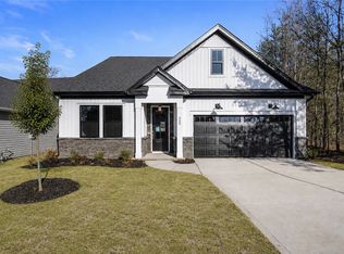200 Highland St, Taylors, SC 29687
