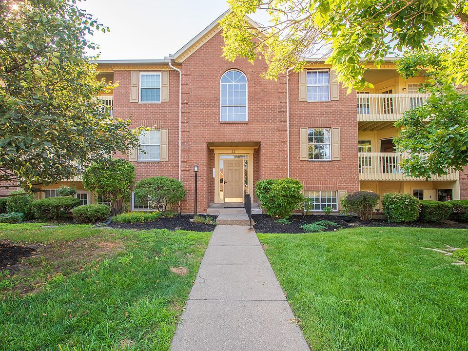 1st image of 32 Highland Meadows Cir Suite 11