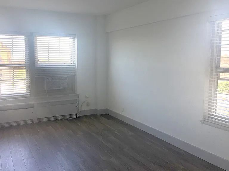 Dining/Living room