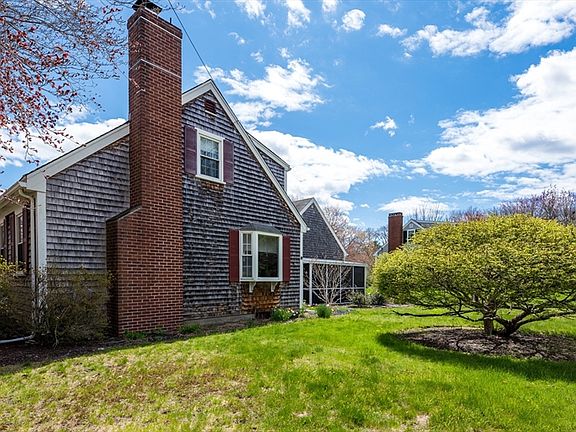 5th image of 10 Old Mattapoisett Neck Rd