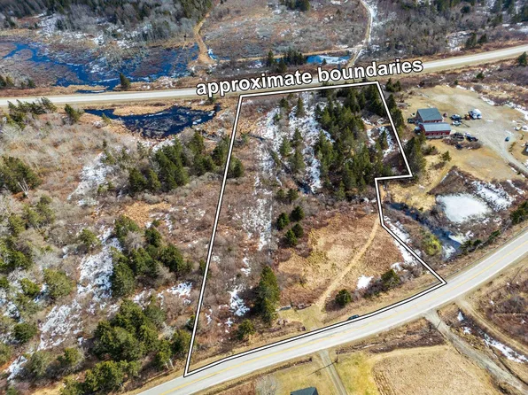 Highway 1, Dayton, NS B5A 5A2