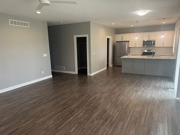 4th image of 8879 Primo Ln