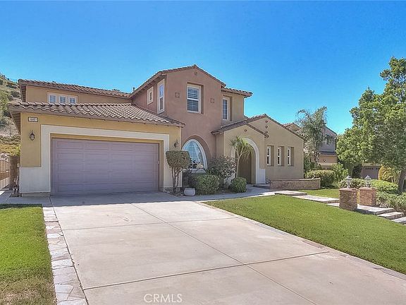 2nd image of 16861 Ridge Cliff Dr