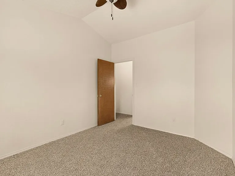 7817 Sunrose Dr NW — Photo 20