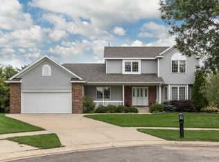 969 Golfers Ct SE, Rochester, MN 55904