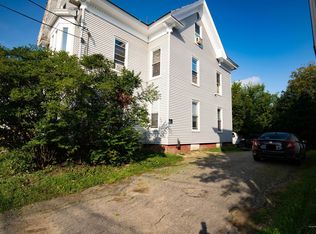 143 Oak St, Lewiston, ME 04240