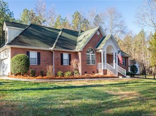 1607 Hunters Place Rd, York, SC 29745