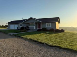 1933 4th Ln, Wakefield, KS 67487