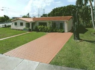 9700 SW 15th St, Miami, FL 33174