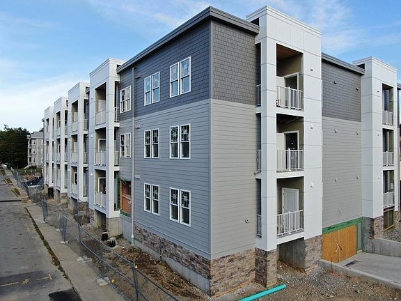 2nd image of 105 Porter St #2I