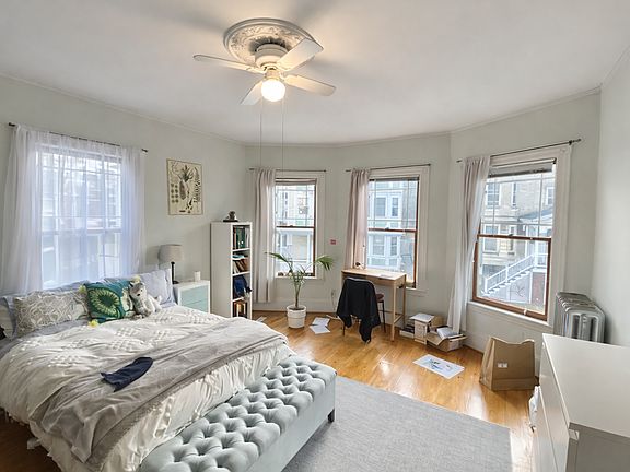 4th image of 53 Hillside St #1
