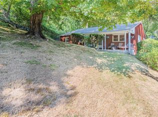 11 Riverview Rd, Highland Falls, NY 10928