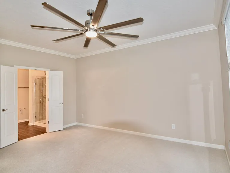 164 Broadmoore Blvd — Photo 15