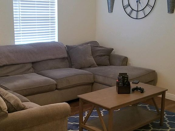 4th image of 6960 Avenue Des Palais Unit 2A