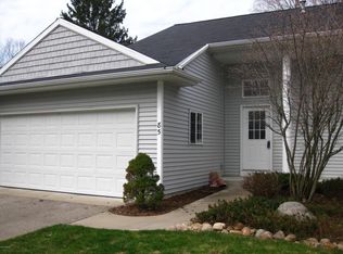 85 Douglas Cv #3, Fennville, MI 49408