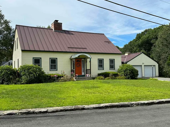 26 Johnston Road, Springfield, VT 05156