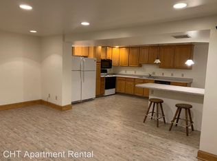 609 Howard Pl, Madison, WI 53703