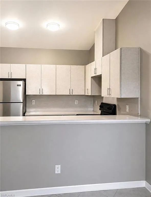Building Photo - 2541 55th Ter SW