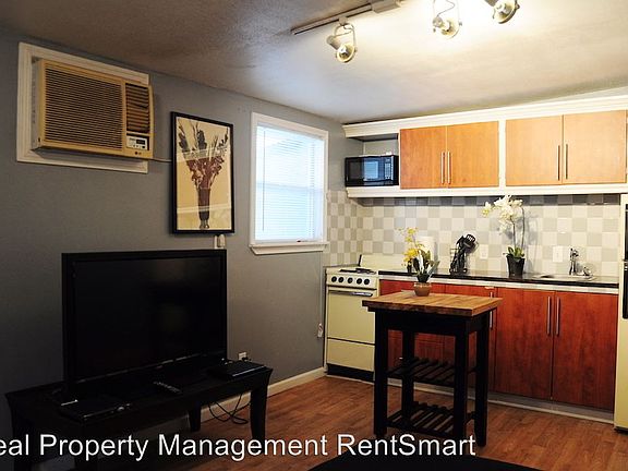 4th image of 506 W Grady Dr APT C
