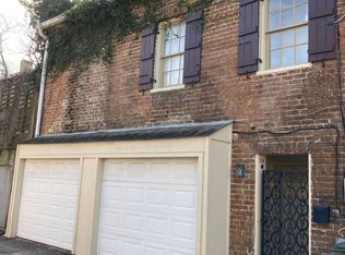 214 E Gordon Ln, Savannah, GA 31401