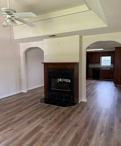 141 Millbrook Dr — Photo 3