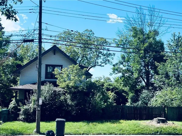 1119 College Ave, Niagara Falls, NY 14305