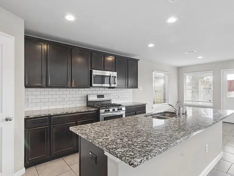 3931 McDonough Way — Photo 8