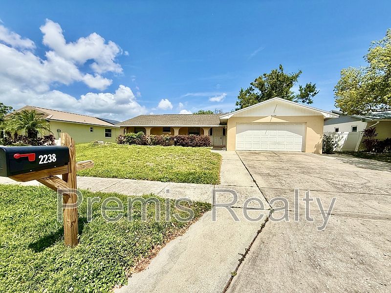 1st image of 2238 Colonial Dr