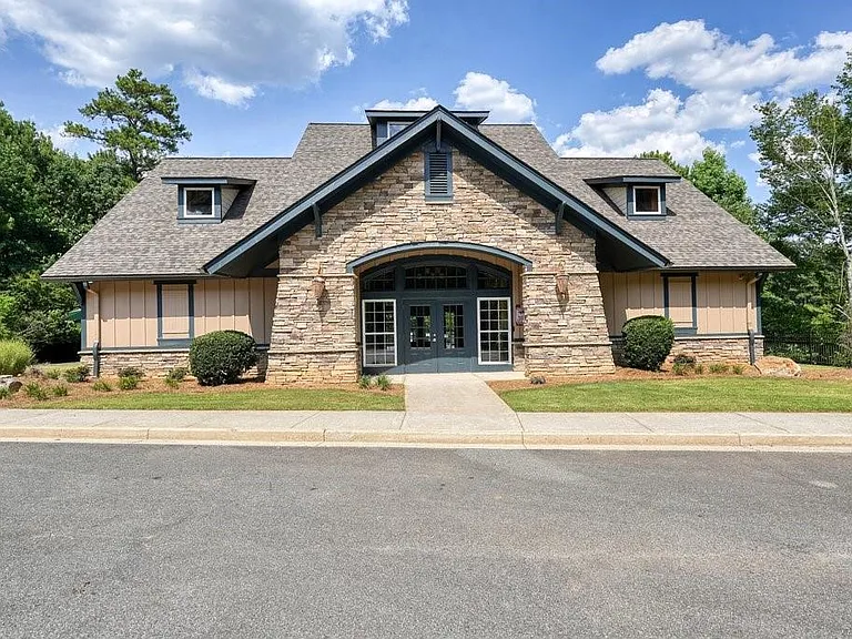2045 Lakeshore Overlook Dr — Photo 46