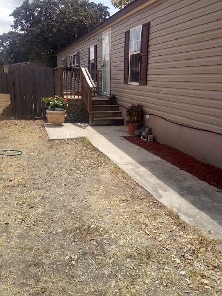 1st image of 6211 Shumard Oak Trl #115