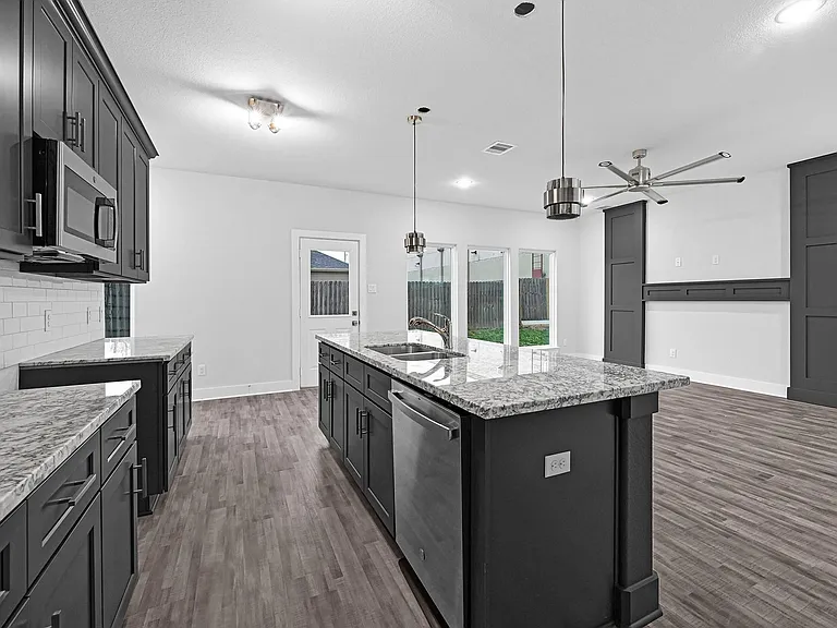 4675 Bellfort St #B — Photo 11