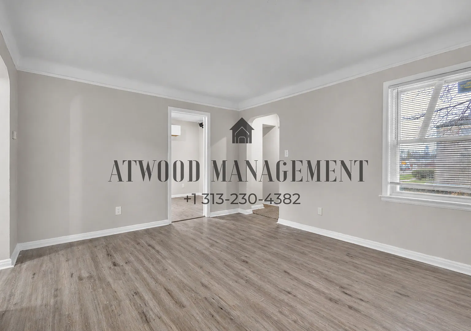 This beautifully updated 3-bedroom, 1-bath single-family home is ready for move-in! — Photo 2