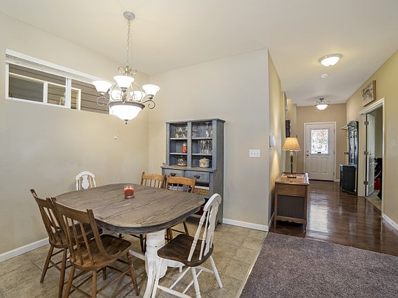 5th image of 7607 Denali Ave NE