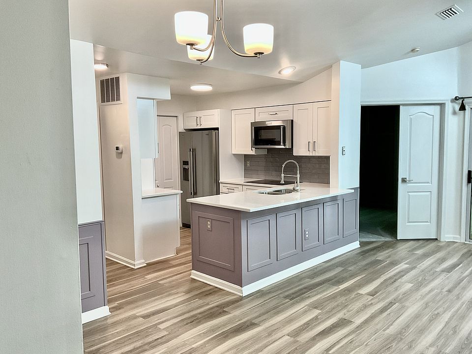 1st image of 5620 Willoughby Newton Dr Unit 36
