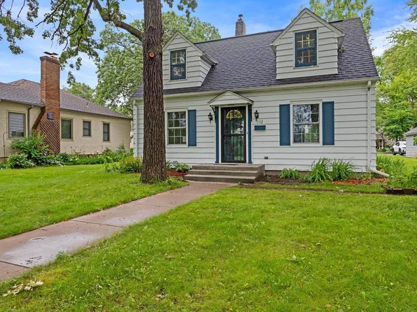 332 Riverside Dr NE, Saint Cloud, MN 56304