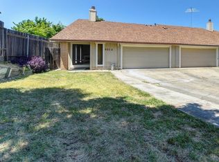 402 Elizabeth Ct #A, Roseville, CA 95678