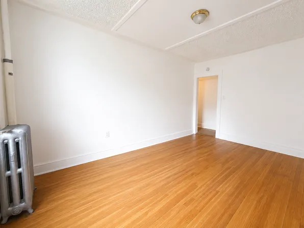 868 Faile St APT 3, Bronx, NY 10474