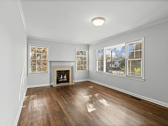 5th image of 449 10th St NW