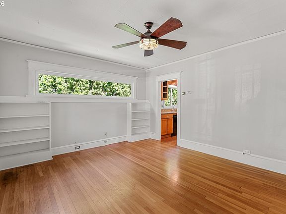 4th image of 7216 SE 16th Ave