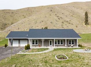 105 Tunnel Hill Rd, Chelan, WA 98816