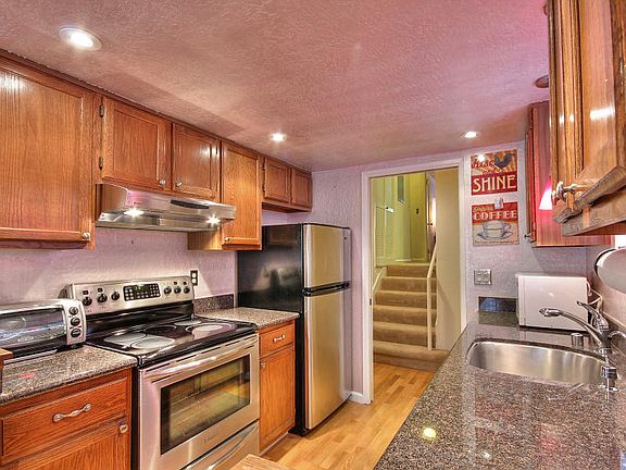 5th image of 855 Cherry Creek Cir