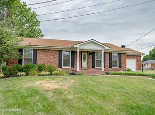 9905 Falmouth Ct, Jeffersontown, KY 40299