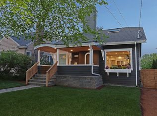 7526 Roosevelt Way NE, Seattle, WA 98115