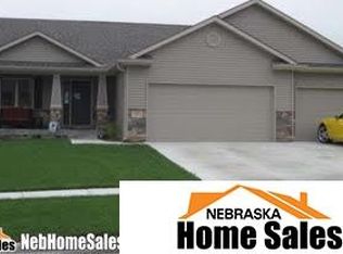 2942 Omalley Cir, Lincoln, NE 68516